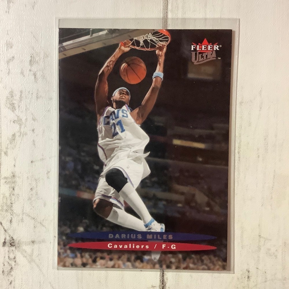 2003-04 Fleer Ultra Base Darius Miles Cleveland Cavaliers #163